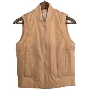 Lululemon Vest Womens 2 Light Peach Non Stop Bomber Reversible DWR Primaloft
